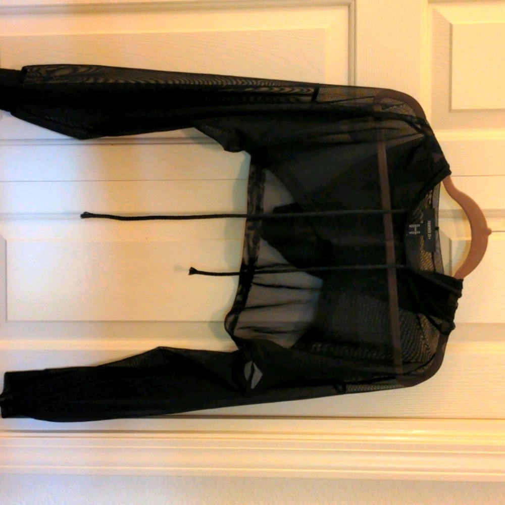 Forever 21 cropped mesh shirt